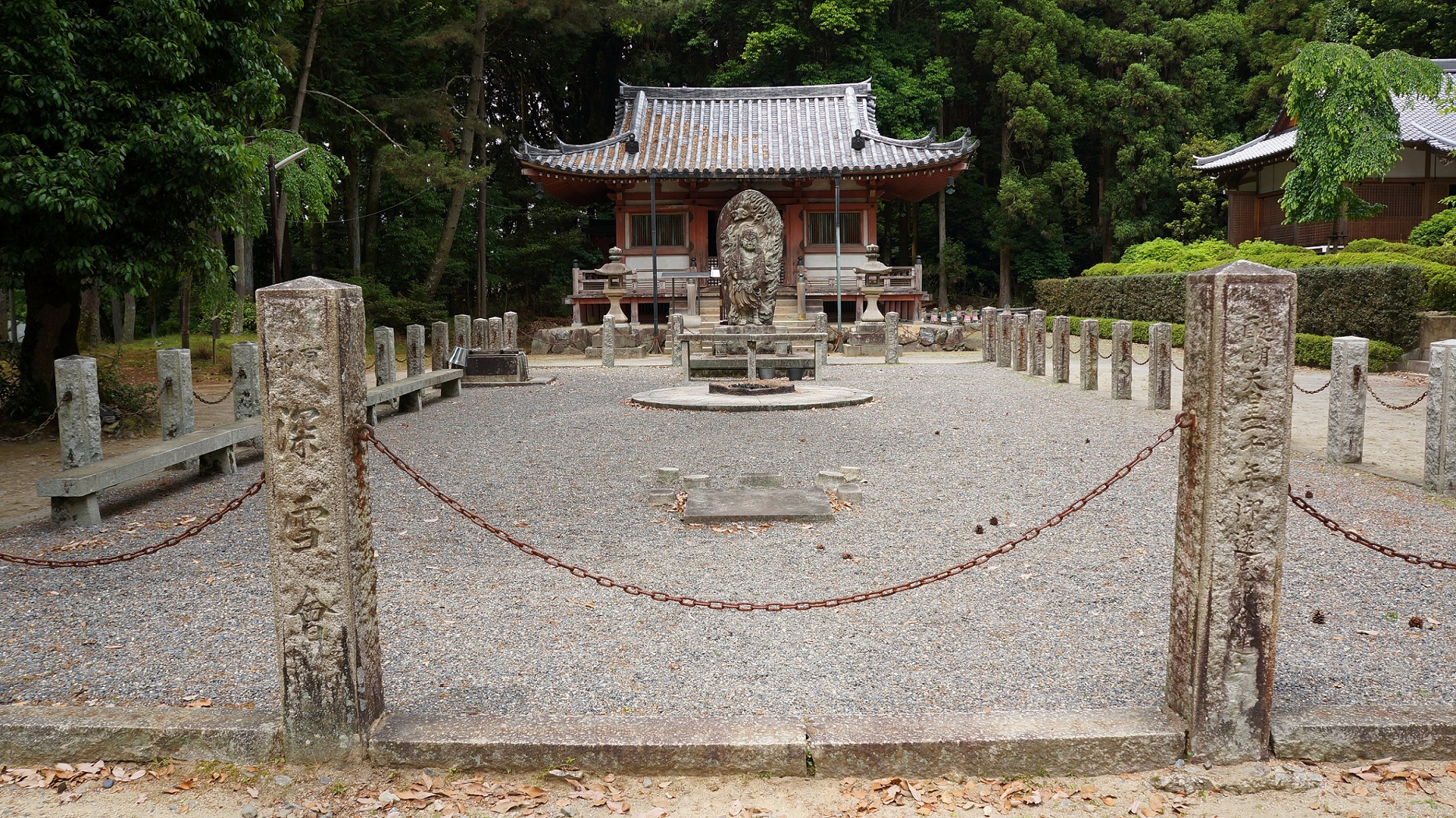 醍醐寺の不動堂