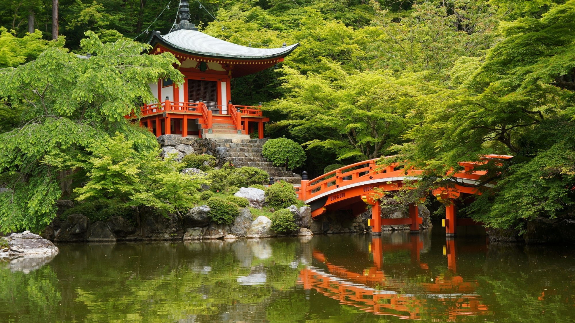Kyoto Daigo-ji Temple fresh green だいごじ 弁天堂 新緑