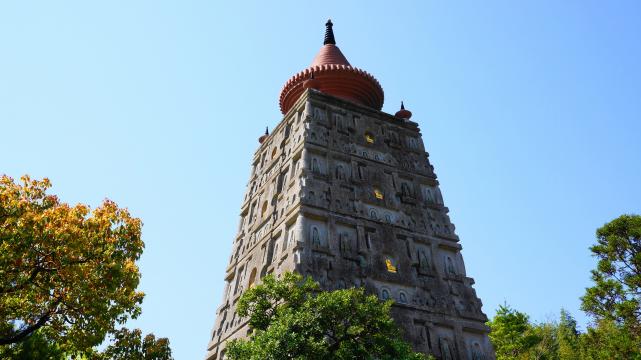 妙満寺の日本初の仏舎利大塔