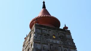 妙満寺の仏舎利大塔