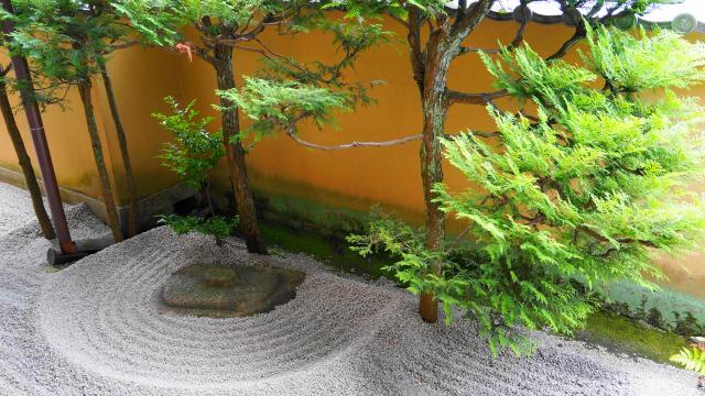 京都大徳寺龍源院の阿吽の石庭（滹沱底）