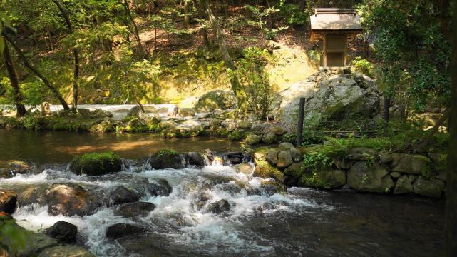 上賀茂神社の小川