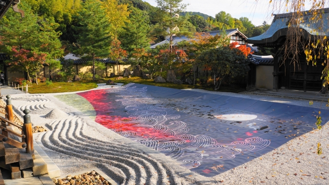 高台寺の方丈庭園の紅葉の演出 2013年