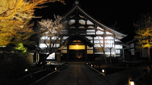 高台寺の庫裡ライトアップ