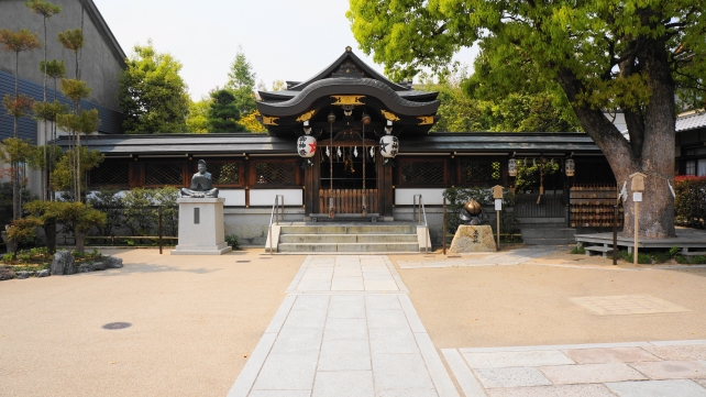 陰陽師安倍晴明で有名な京都晴明神社の本殿
