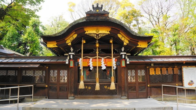 護王神社の中門～本殿