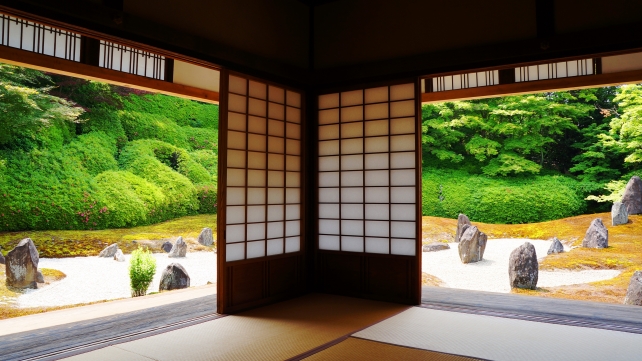 東福寺塔頭光明院の波心庭（茶室から）と美しい青もみじ
