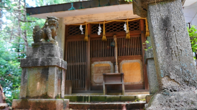 針神社の本殿