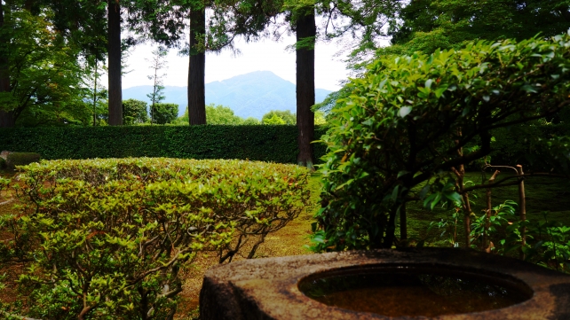 円通寺の比叡山借景庭園