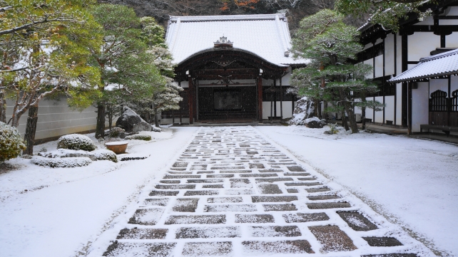 南禅寺の方丈の美しい雪景色