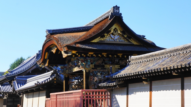 西本願寺の綺麗な唐門