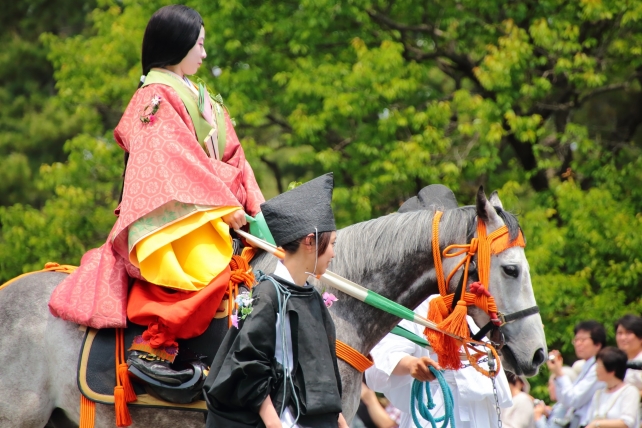 葵祭の斎王行列の馬