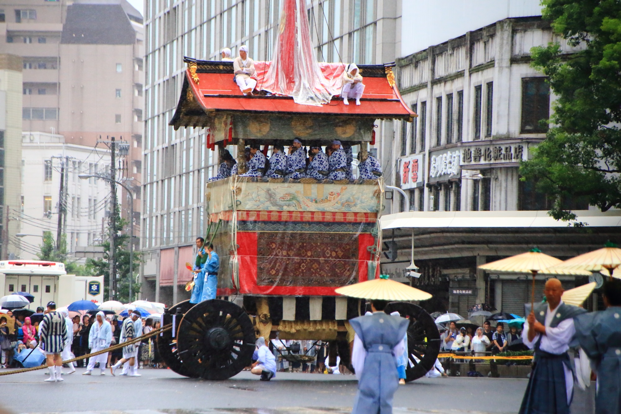 祇園祭山鉾巡行の放下鉾（ほうかほこ） 7月