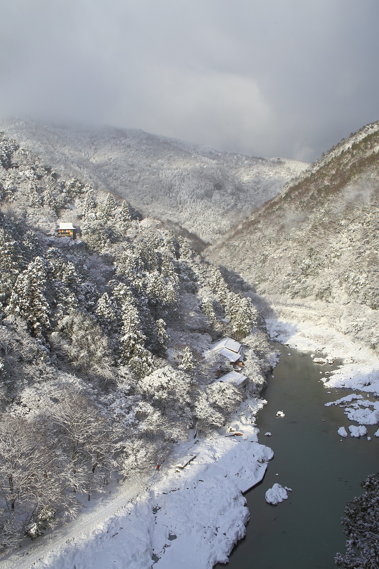 Kyoto Arashiyama snowy landscape