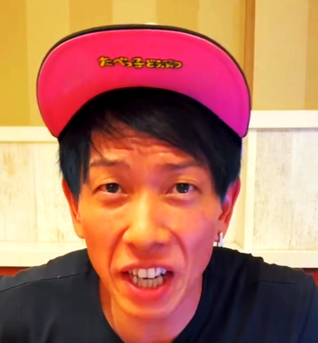 しみけんの伊丹空港職員炎上騒動は何があった？何を言った？理由はなぜなのか