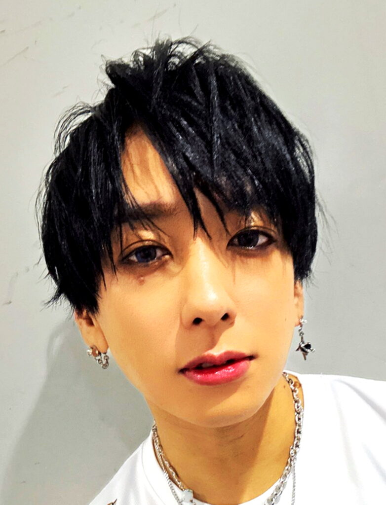 歌い手・志麻 出典：X